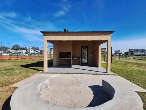 Rbs. Venta Lote Interno En Barrio Santa Elisa
