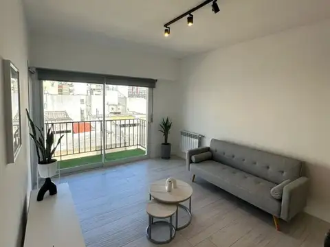VENTA DEPARTAMENTO 4 AMBIENTES C/DEP Y BALCÓN TERRAZA, CENTRO / PEATONAL