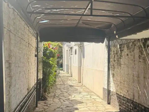 Depto Tipo Casa 5 ambientes con 2 baños