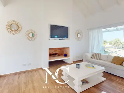 Casa en Venta al Este