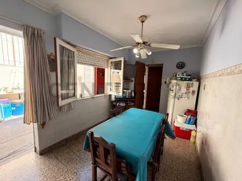 Departamento 5 ambientes con 2 baños