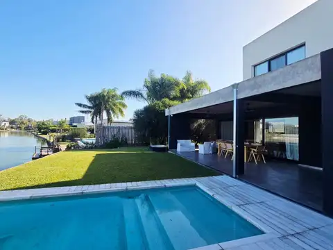Casa en Alquiler en Santa Isabel, USD 2.300