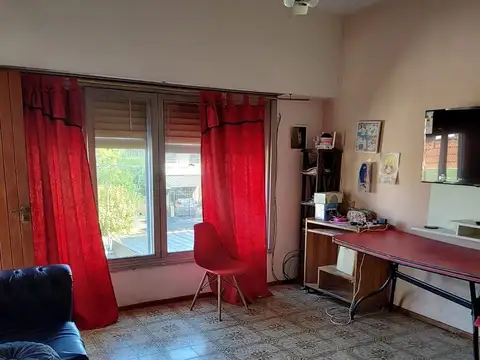 Depto Tipo Casa en Venta con 1 cocheras