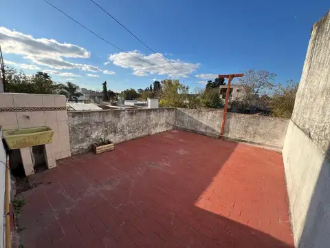Teniente Correa  al 1000