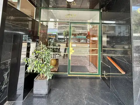 Av Cabildo 1200, Piso 4