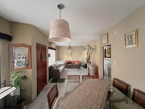 Depto Tipo Casa en Venta de 4 ambientes