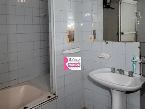 Casa más Local en venta – Excelente ubicación