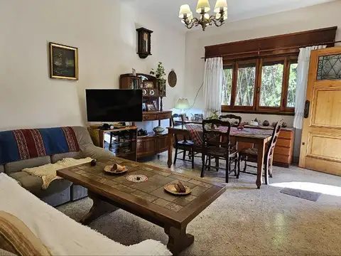 Casa en Venta en Villa Adelina, USD 240.000