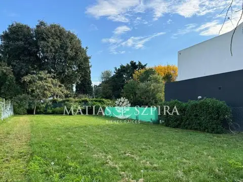 Lote en venta Solares de Zapiola