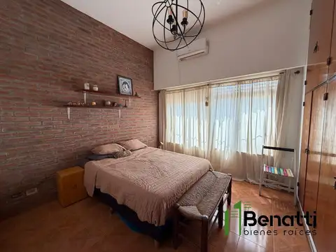 PH 3 ambientes al frente con GARAJE Y PATIO.