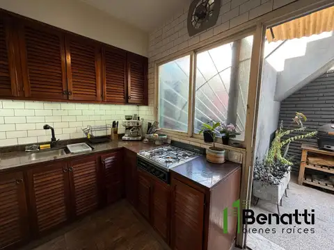 Depto Tipo Casa en Venta con 1 cocheras