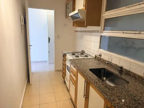 Departamento en Alquiler en Avellaneda, $ 212.000