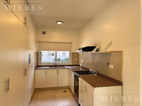 Departamento 5 ambientes con 2 baños