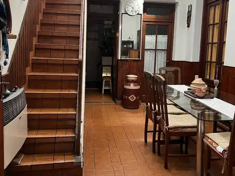 Depto Tipo Casa en Venta de 5 ambientes