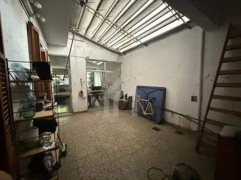 Depto Tipo Casa en Venta con 1 cocheras