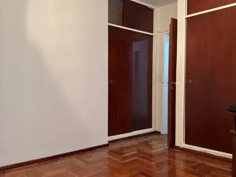 Casa en venta 4 ambientes. Lote Propio. Castelli 800. Ramos