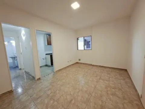 Av Mitre al 6500