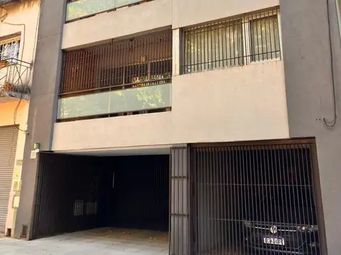 cochera cubierta bajas expensas