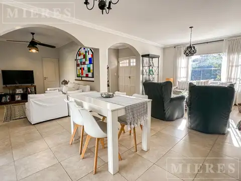 Casa en Venta al Suroeste