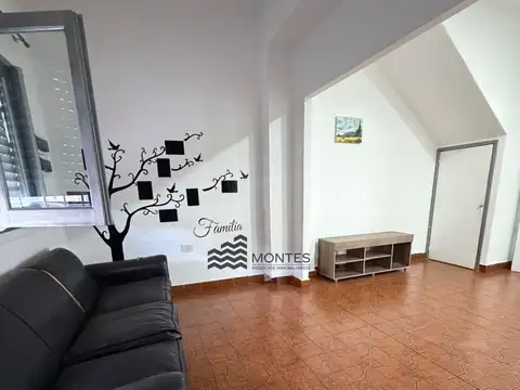 Depto Tipo Casa en Venta de 4 ambientes