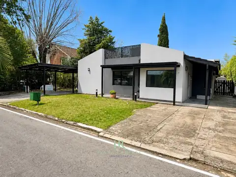 Se vende Casa de 3 Ambientes, Lista Para Escriturar en Country Club Las Lajas, General Rodríguez.