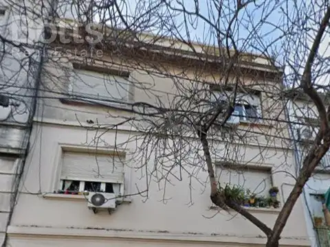 Venta Departamento de 2 ambientes-2 patios-Constitucion