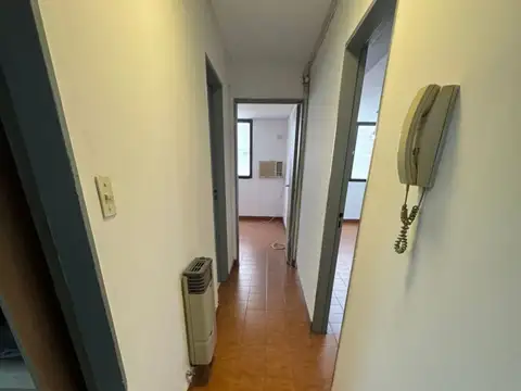 Departamento en Alquiler en Barrio Sur, $ 350.000