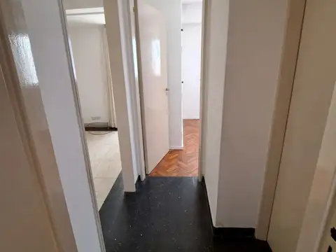 DEPARTAMENTO DE 3 AMBIENTES EN MUY BUENA UBICACIÓN.