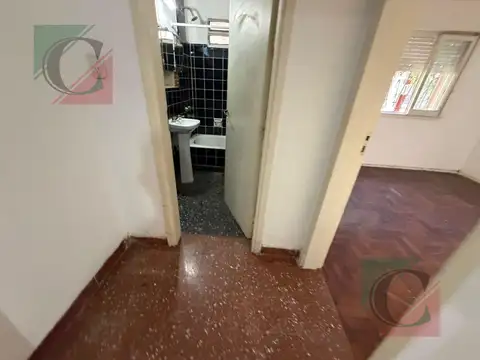 Casa 2 ambientes con 1 baño