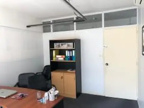 OPORTUNIDAD  u$s 1000 EL M2-  EXCELENTE EDIFICIO  DE OFICINAS - MUY LUMINOSO