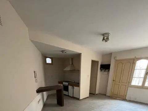 Departamento en Alquiler con 1 cocheras