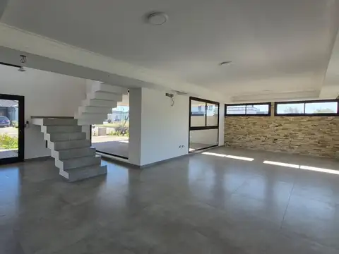 Quinta en Venta en Canning, USD 350.000