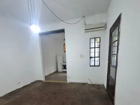 Depto Tipo Casa en Alquiler de 1 dormitorio