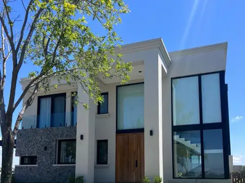 VENTA ALQUILER Casa - BARRIO Marinas - PUERTOS DEL LAGO