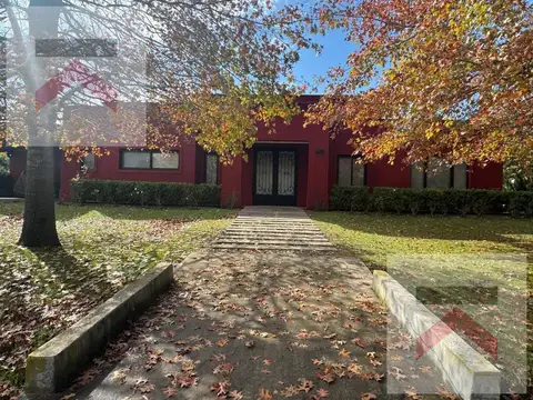 Casa en una planta 3 dorm gran parque con piscina Chacras de La Reserva Cardales