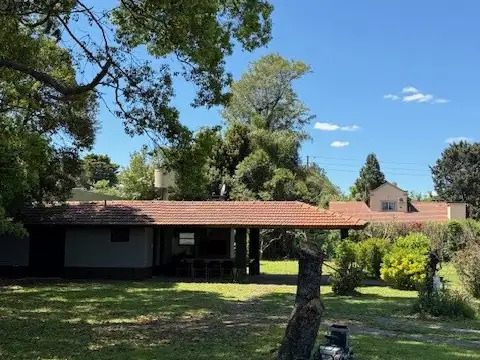 Casa en Venta con 1 cochera
