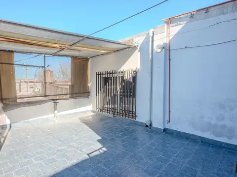 VENTA PH 4AMB CASEROS - TERRAZA APTO CREDITO