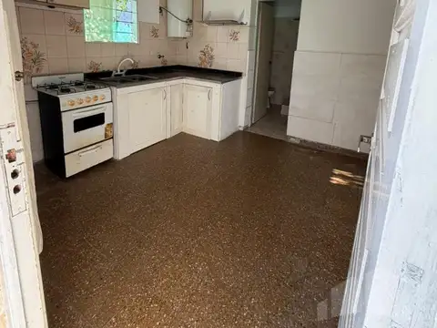 Depto Tipo Casa 2 ambientes con 1 baño