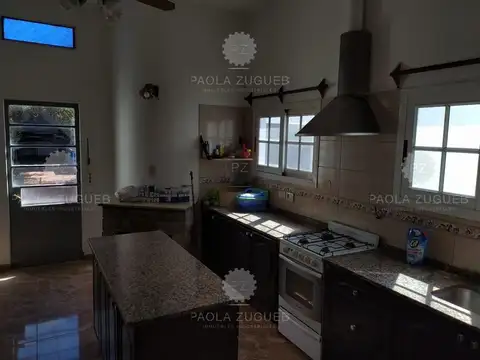 Depto Tipo Casa en Venta con 1 cocheras