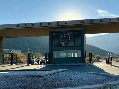 EXCLUSIVO LOTE EN BARRIO PRIVADO MENDOZA NORTE