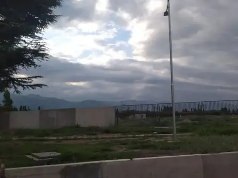 Lote en Venta en Barrio Privado Pinar Vistalba