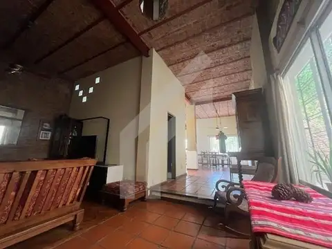 Casa en Venta con 1 cochera