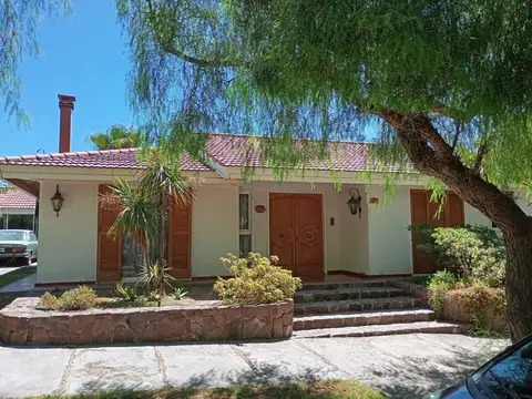 Casa en  Barrio Dalvian