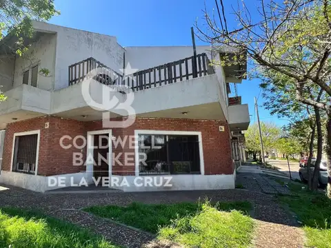 Casa Tres Dormitorios en dos Plantas