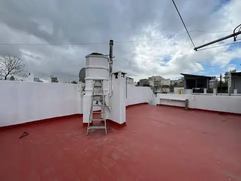 Depto Tipo Casa en Venta 60 años