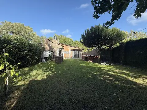 Casa en Venta con 1 cochera