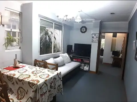 EN VENTA DEPTO 4 AMB. APTO PROFESIONAL. BALVANERA