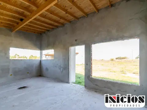 Mármol e/ Cobo y Suarez 100