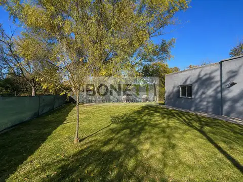 Casa quinta en venta en Mercedes con mucho verde