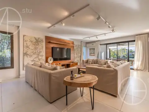 Casa en Alquiler de 6 dormitorios